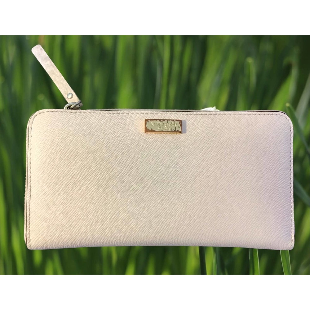 Kate Spade  Saffiano Leather Continental Zip Around Wallet